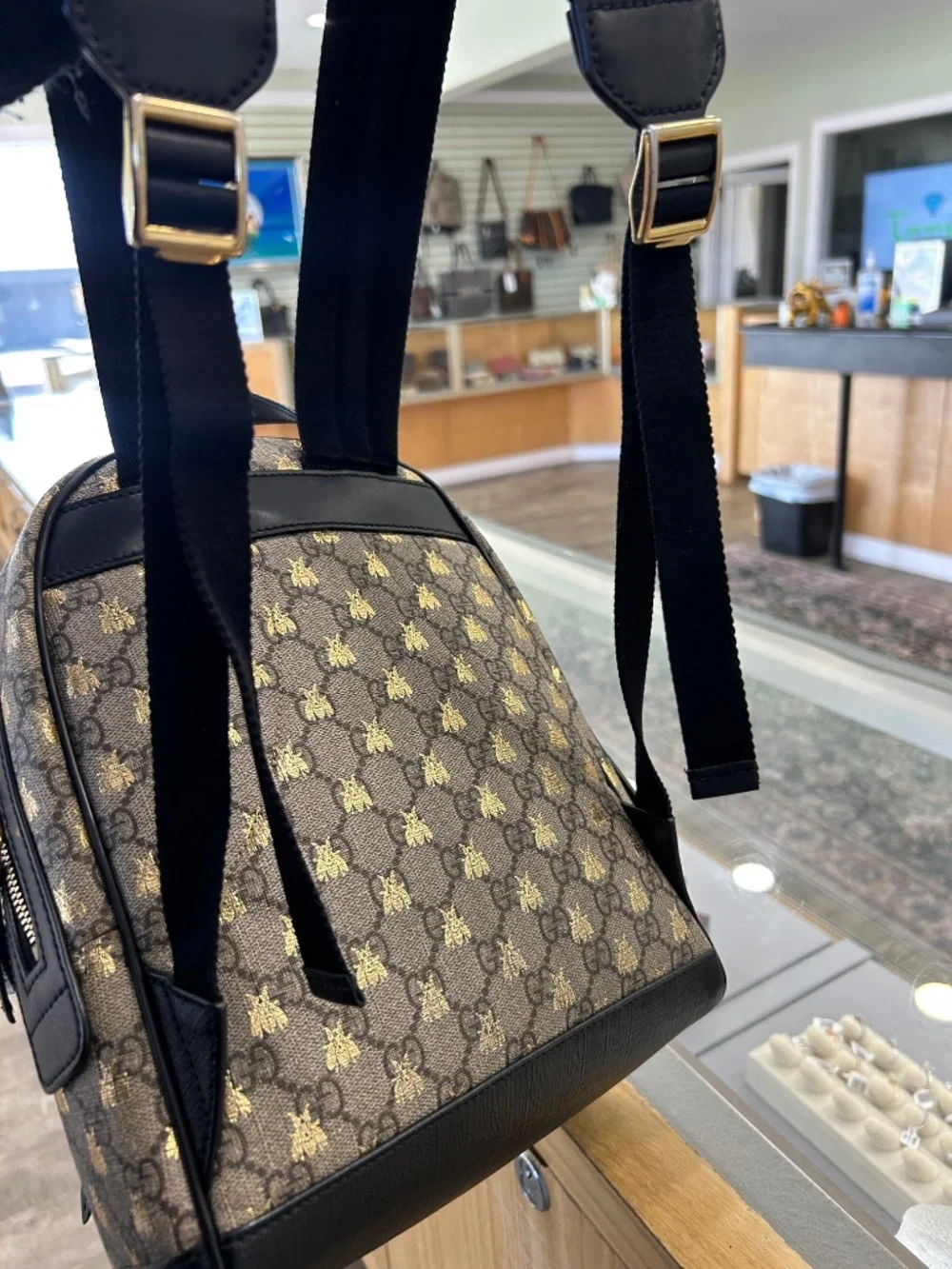 Pre Owned Gucci GG Supreme Bee Print Backpack
